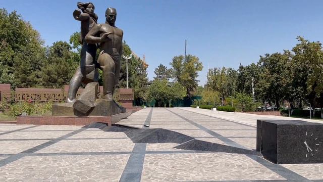 Ташкент летом/район Максим Горький/Светлана/Ходжикент/Амирсай/Угам/Массив Чиланзар/парк Тельмана/