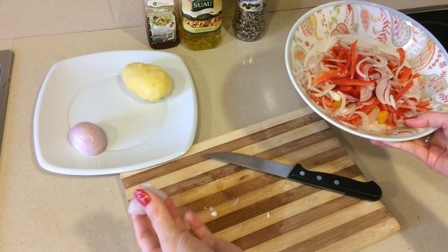 ВЫ БУДЕТЕ ШОКИРОВАНЫ!ПОЛУЧАЕТСЯ С НОГ СШИБАТЕЛЬНЫЙ САЛАТ «СТРАСТИ ПО-ИСПАНСКИ»  #салатынановыйгод