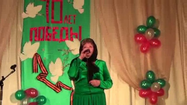 Вдовы- солистка народного ансамбля "Багульник" Владыкина Елена