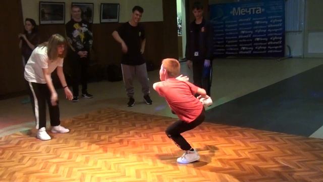 Брейк данс. Крепкий орешек. Allstyles. Сын Марса и Рони смотреть онлайн