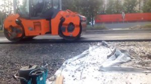 Укладка асфальта - большими катками звоните 8(916) 346 43 45