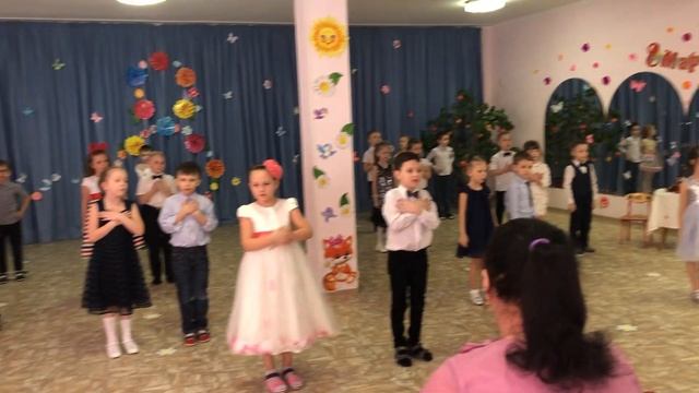 Песня "Мамочка любимая моя". Автор Т. В. Петрова Исполняет группа "Красная шапочка". смотреть онлайн