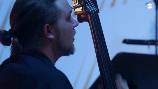 Belly Roll - Ljubljana Academy of Music Big band (Awesome Quincy Jones music) смотреть онлайн