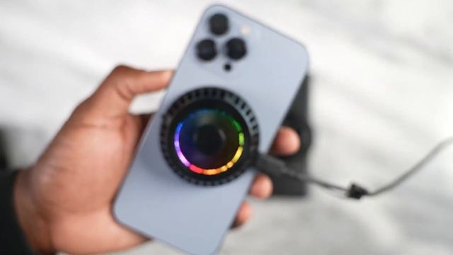 Razer Phone Cooler Chroma Review! смотреть онлайн