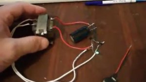 МИКРО ФОНАРЬ БЕЗ БАТАРЕЙКИ. СХЕМА АЛЕКСАНДРА КОМАРОВА.