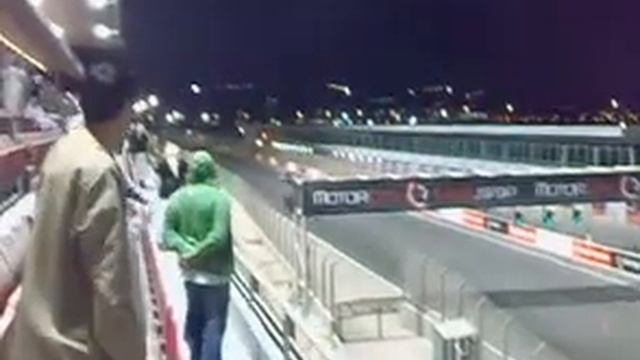 nissan petrol vs ford смотреть онлайн