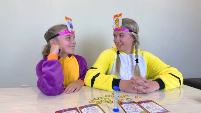 НОВЫЙ ЧЕЛЛЕНДЖ КТО Я? Веселая семейная игра от Family Play TV для детей