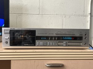 Стереокассетная дека Teac V70C-Япония-1981-1982-год