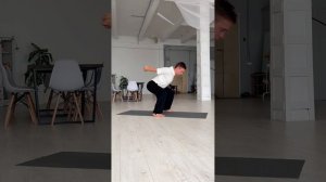 Йога FYSM для начинающих. Короткая практика в любое время дня: настройка, включение, гейм, шавасана