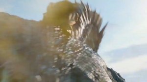 Джон Сноу впервые летает на драконе