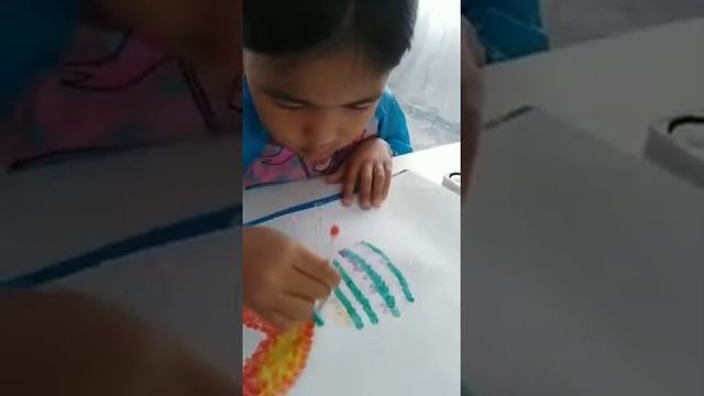 Рисую ватными палочками рыбку? смотреть онлайн