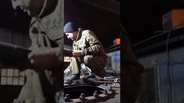 можно ли сбивать шлак сразу после сварки? ? смотреть онлайн