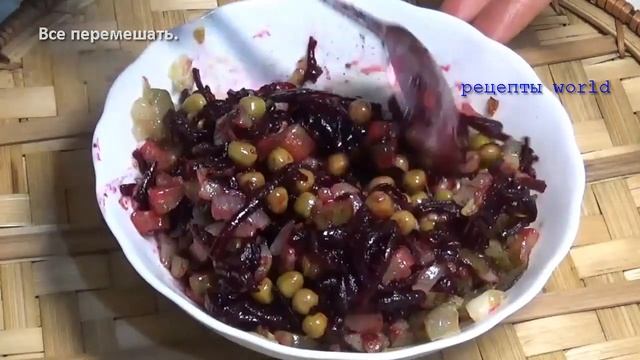 2 рецепта салатов из вареной свеклы - постные сытные  салаты