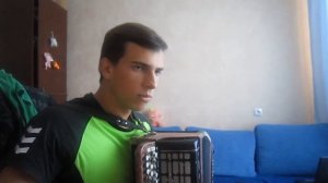 Белорусская Лявониха на баяне