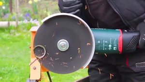 Metabo WE 24-230 MVT / Unul din cele mai performante polizoare unghiulare