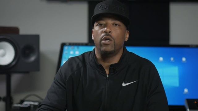 What's The Git Down? - West Coast Legendary MC, LA Breeze смотреть онлайн