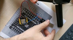 Hardware guide/tutorial on how to connect the ESP32-WROOM-32 for programming
