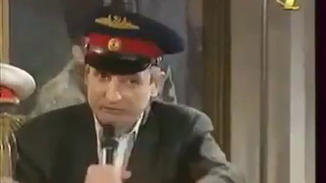 СТОЙ, КТО ИДЁТ! ПРЕДЪЯВИТЕ ПАСПОРТ! смотреть онлайн