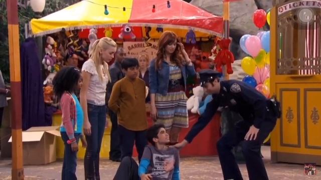 Смешные моменты с Кэмероном Бойс.Джесси.Люк Росс. смотреть онлайн