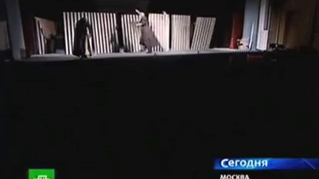 Репортаж о премьере спектакля "Калигула" Театра Наций смотреть онлайн