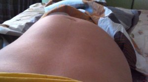 Пролог | Полька сильно толкается в животе