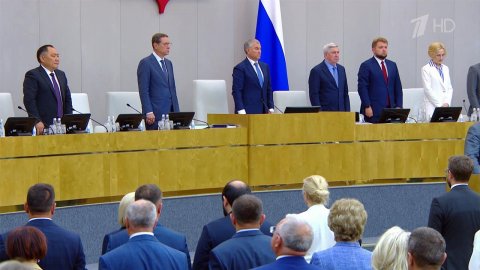Вячеслав Володин отметил эффективность действий депутатов во время событий 24 июня