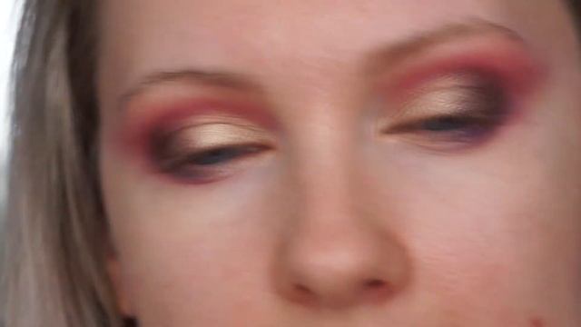 Обзор палетки ABHxJackie Aina + четыре макияжа! смотреть онлайн