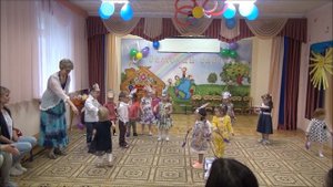 Танец с большими ложками. Варись Кашка. Танцы для детей 2-3 лет.