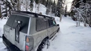 Nissan Patrol Y61 M57+40” Maxxis Trepador+Marks4wd low kit in deep snow