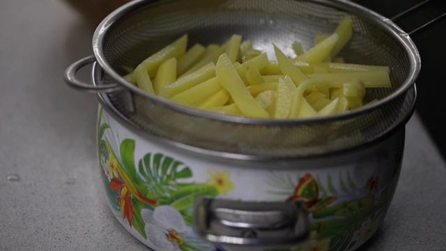 Как приготовить картошку фри? Самый вкусный рецепт, который я пробовал !!!