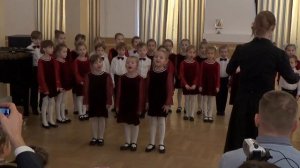 БДХ (ст. подготовит. группа) муз. Е. Крылатова, сл. Я. Халетского, "Рисунки на асфальте".