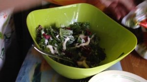 САЛАТ ТОСКАНА БЕЛАЯ ДАЧА - салатный микс из фриссе, романо и радиччо ☕ вкусный обзор еды