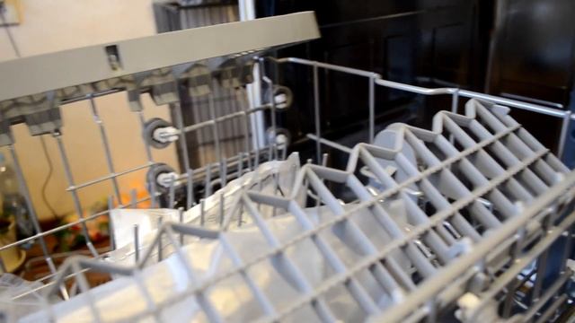 Посудомоечная машина Bosch SilencePlus SPV25DX30R смотреть онлайн