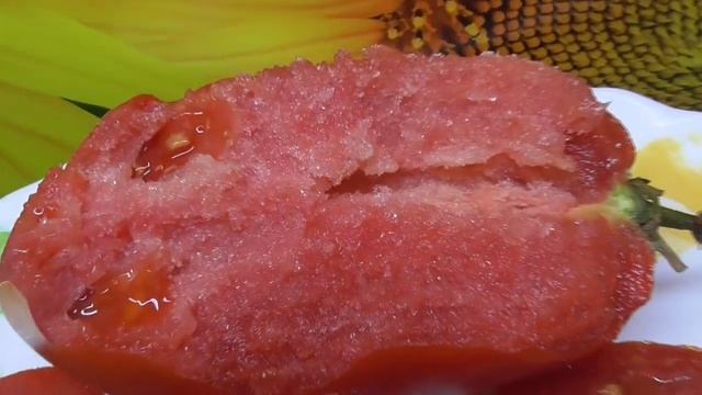 Томат Козье вымя поразил своими размерами плодов и их мясистостью! Дегустация томата Козье вымя.