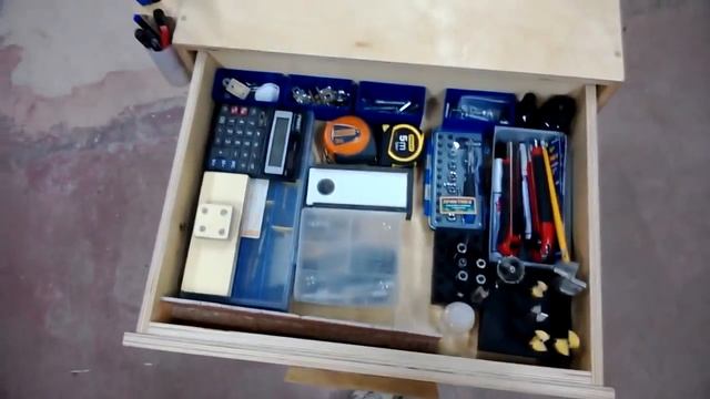 Передвижная тумба для инструмента