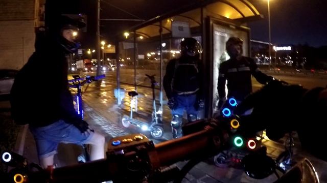 Ночная покатушка Dualtron-щиков смотреть онлайн