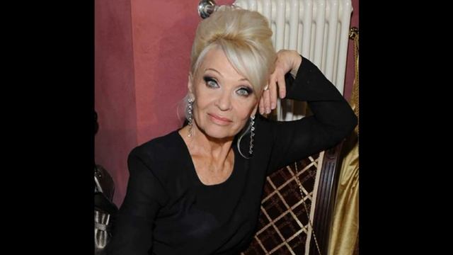 80-летняя Светличная призналась о романе с молодым актером