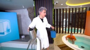 Кто Последний Выйдет Из Басейна Получит 1000$ A4