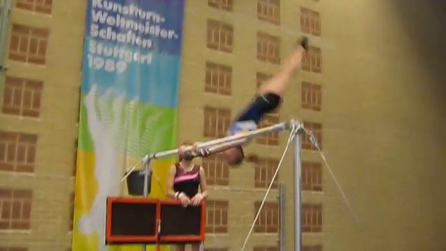 20090329 Slinger half ondergreep hele draai dubbelhoek02 Raffaella op 1-ligger смотреть онлайн