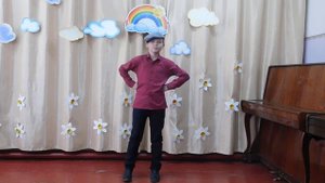 Сл. А.  Фатьянова, муз.  Б.  Мокроусова  _ Куплеты Курочкина_, исполняет Рязанцев Ваня.