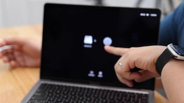 Apple Recovery Menu on New Apple Silicon Macs | Reinstalling Big Sur смотреть онлайн