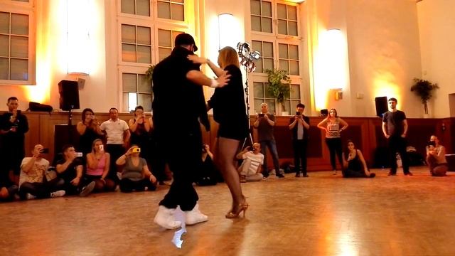 Thomas Santana & Jenny - bachata loca @ Valentine festival Berlin 2017 смотреть онлайн