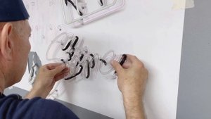 Как установить неоновую вывеску?