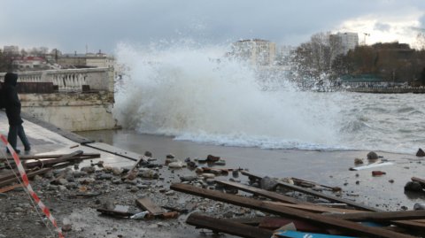 «Шторм века»: южные регионы России приходят в себя после мощного урагана