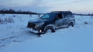 Прадо 150 в снегу