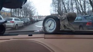 Проверка давления топлива в движении на Porsche Cayenne