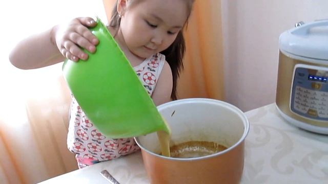 Вкуснейший кекс с изюмом!!! смотреть онлайн