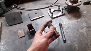 +самодельный минитрактор часть 1. поворотный кулак без токарных работ.mp4