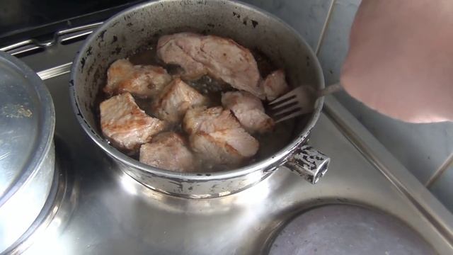 Как правильно и вкусно пожарить мясо / Жареное мясо
