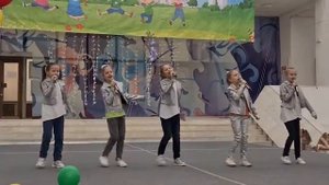 Наш город!!! Заводная детская песня.